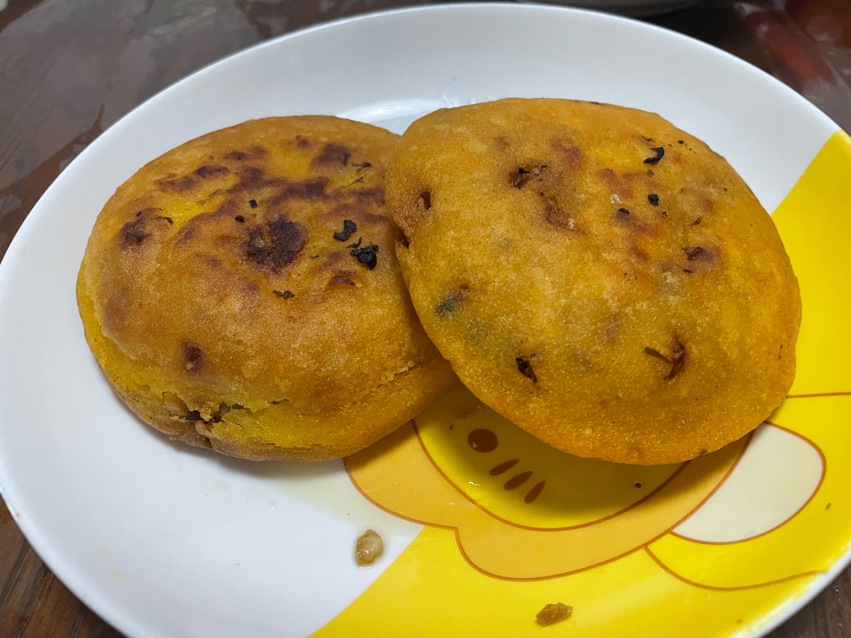 如何在不粘锅中制作自制玉米饼
