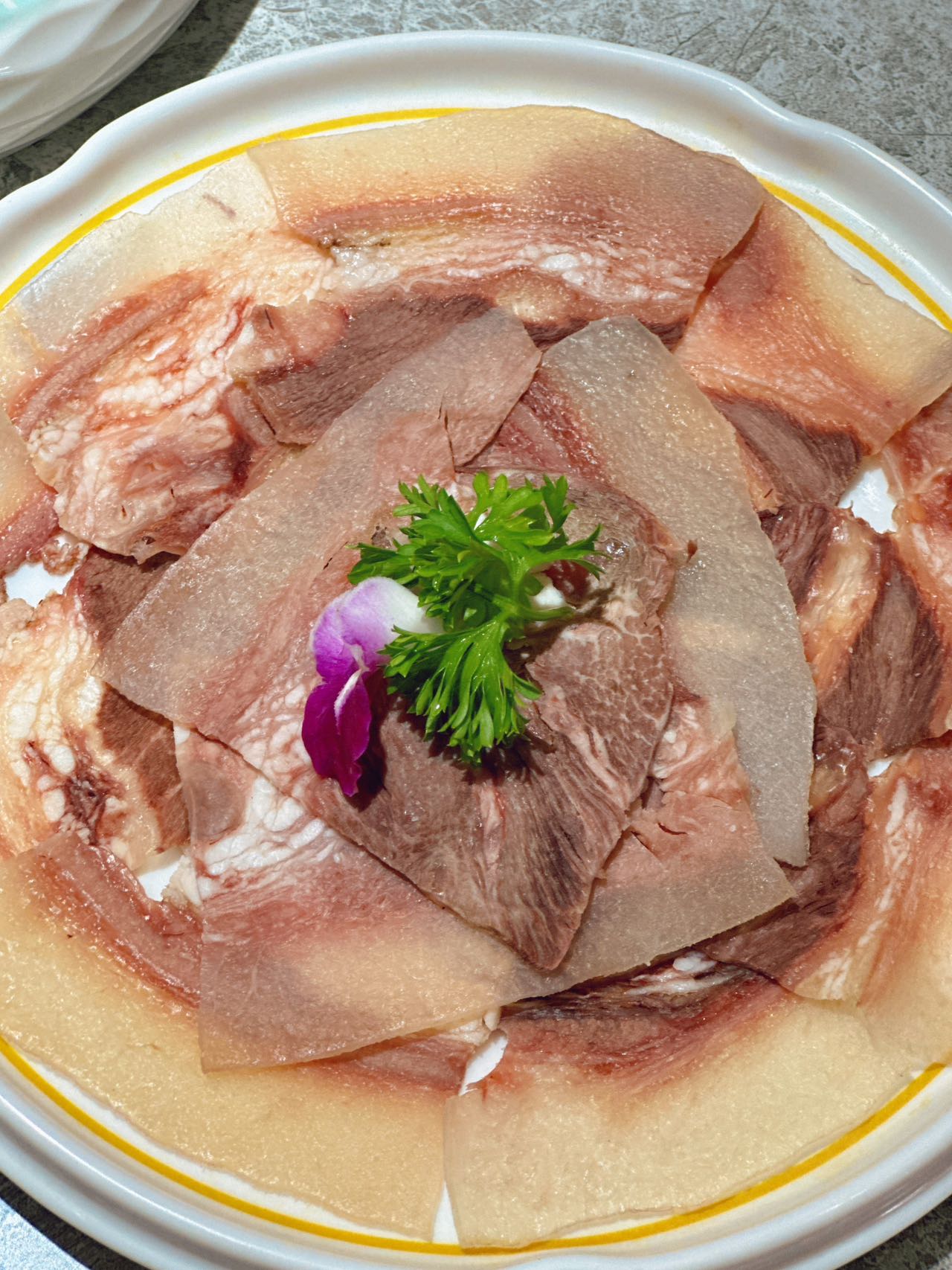 如何制作传统风味的夏季火锅