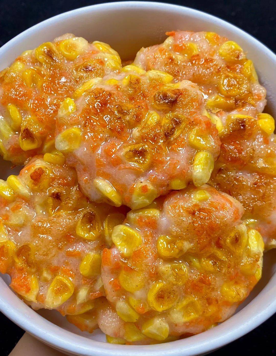 用玉米饼制作适合朋友聚会的晚餐