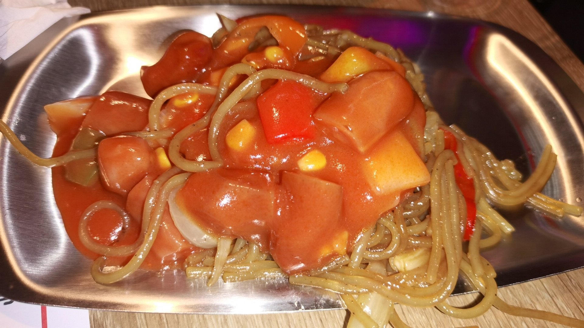 意大利面与蛋的搭配适合家庭聚餐吗